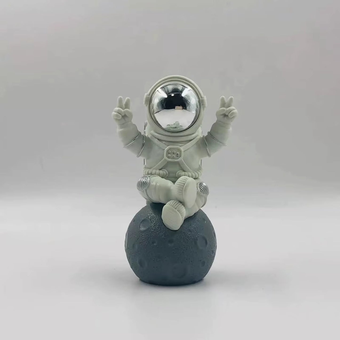 Dekoracja astronauty w różnych wersjach