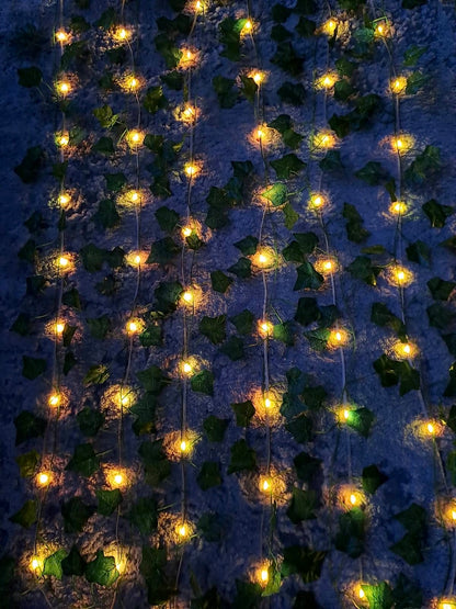 Girlanda z liśćmi i lampkami