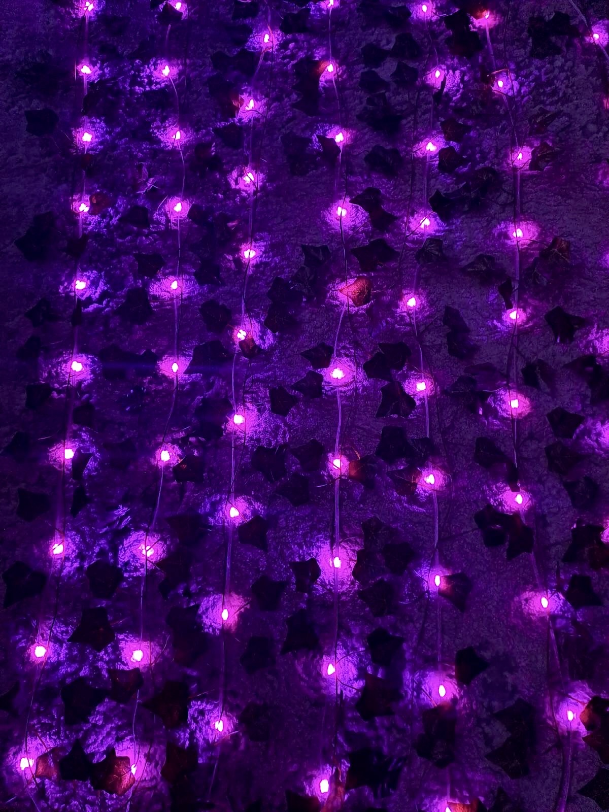 Girlanda z liśćmi i lampkami