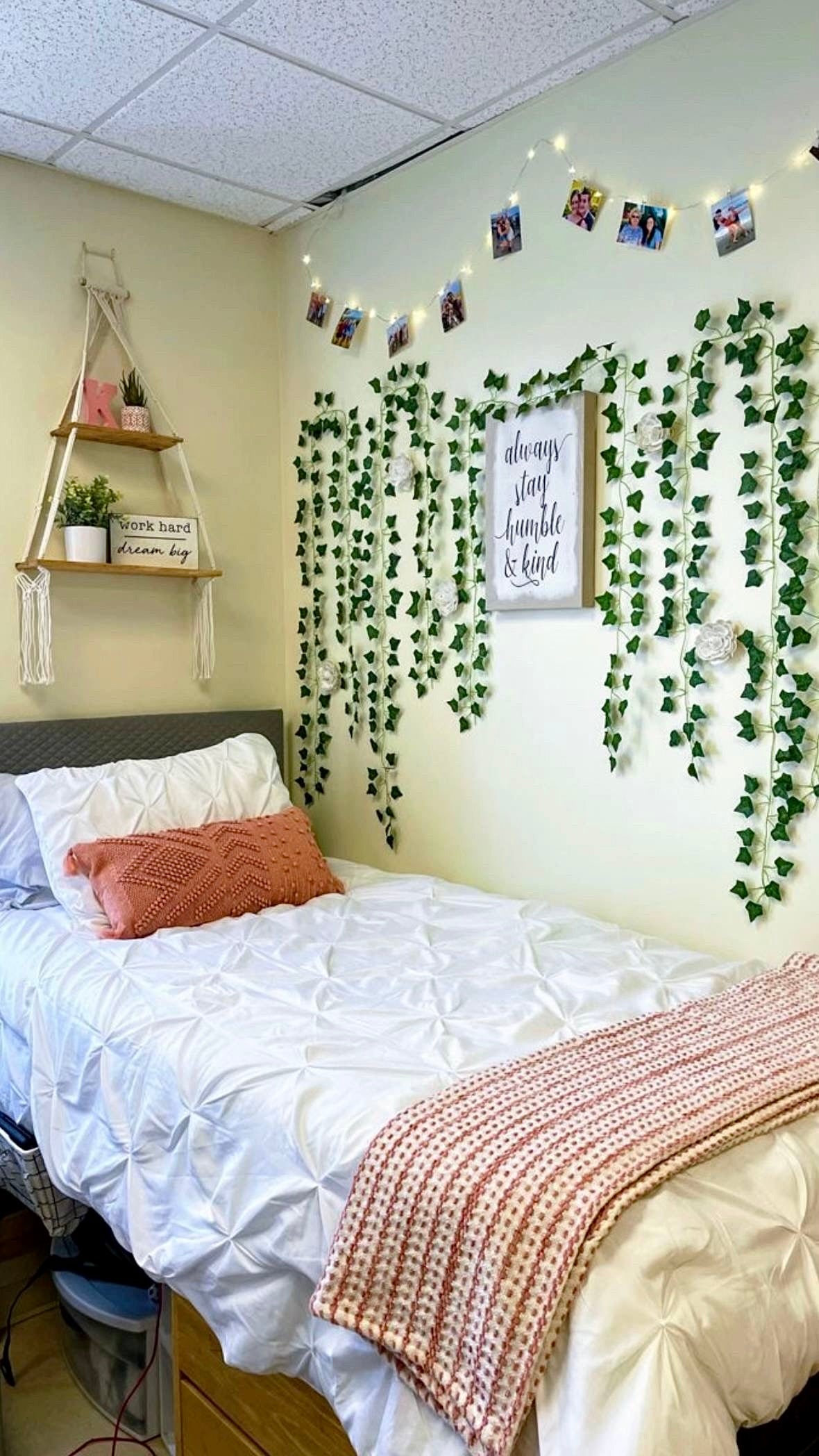 Girlanda z liśćmi i lampkami