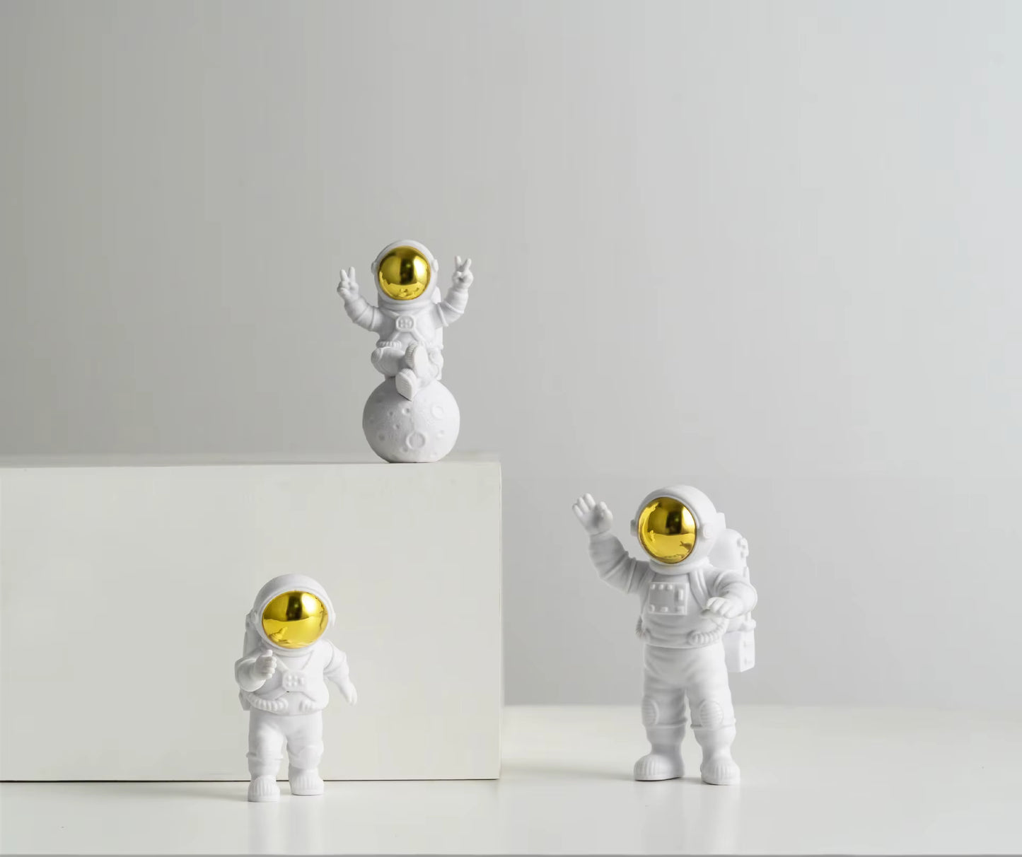 Dekoracja astronauty w różnych wersjach