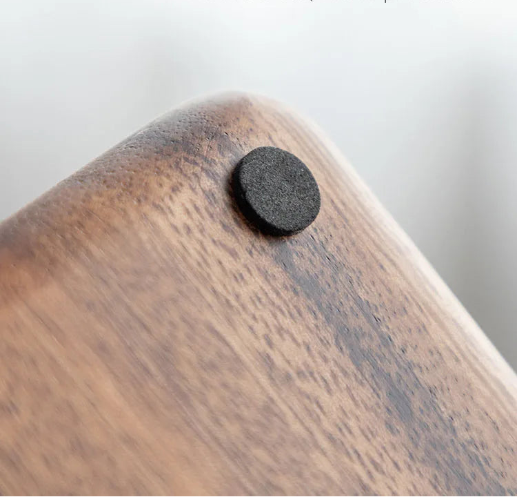 Naturalna drewniana taca z czarnego orzecha