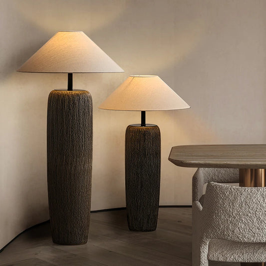 Antyczna ceramiczna lampa podłogowa