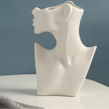Wazon w stylu nordyckim - kształt kobiecego ciała