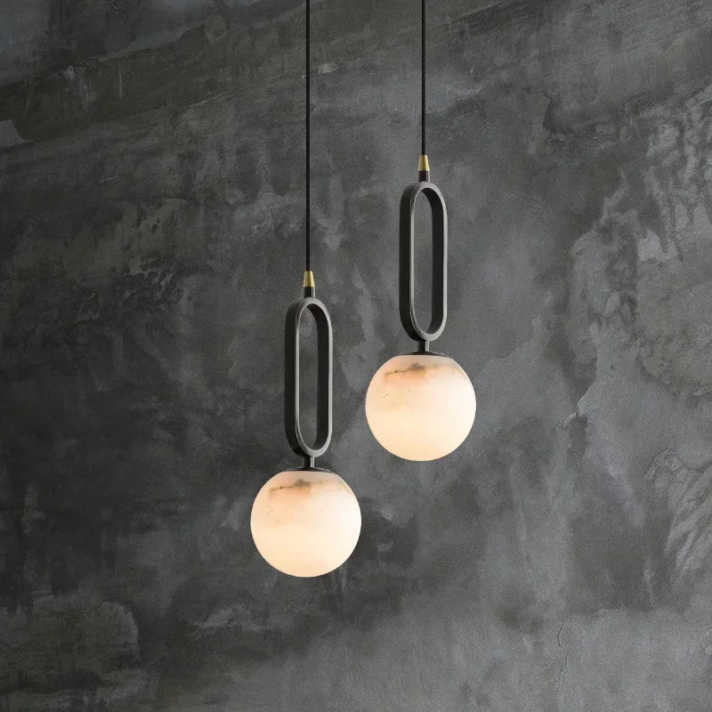 Lampa wisząca z marmuru