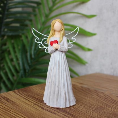 Figurka anioła z żywicy