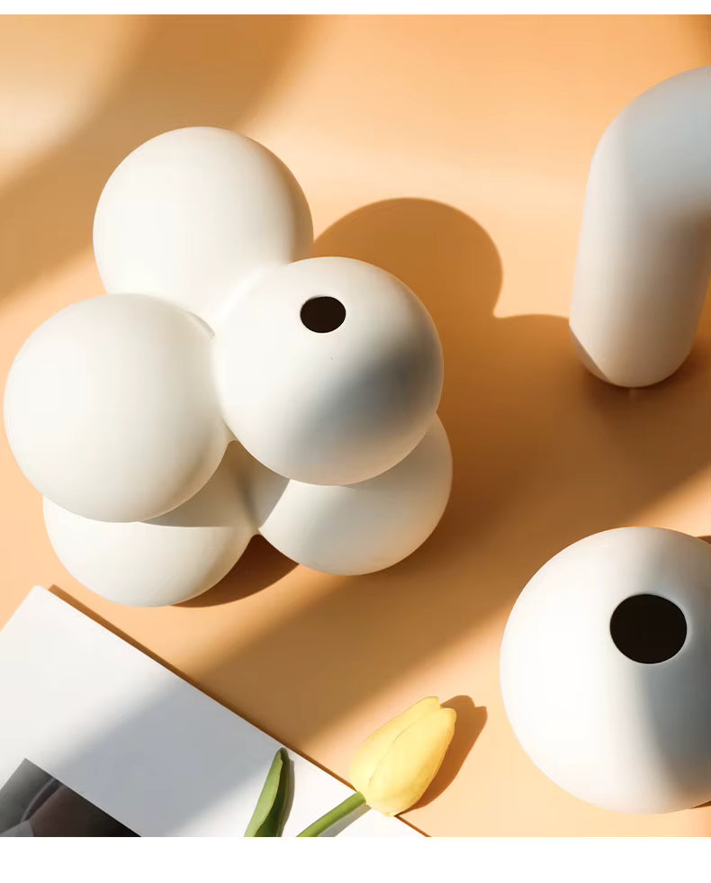 Nordycki Wazon Ceramiczny