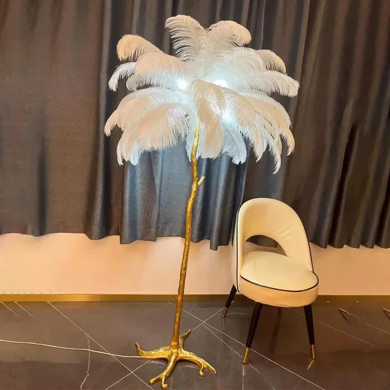 Luksusowa lampa stojąca piórkowa