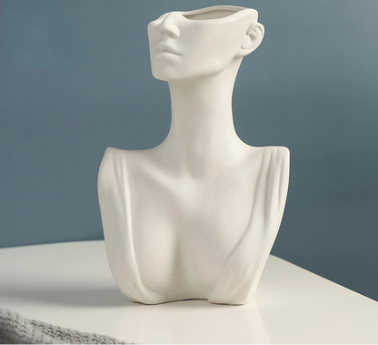 Wazon w stylu nordyckim - kształt kobiecego ciała