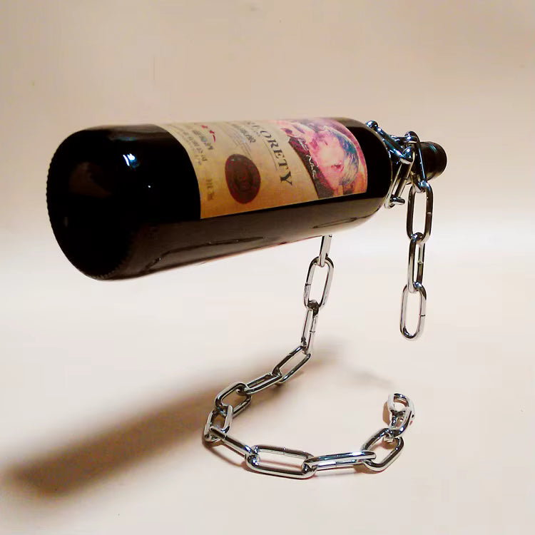 Stojak na wino z wiszącym łańcuchem
