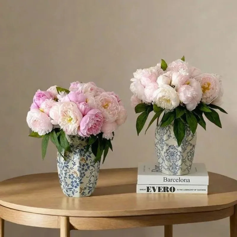 Ręcznie malowany wazon porcelanowy