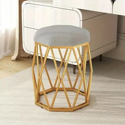 Taboret w Stylu Nordyckim