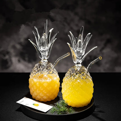Szklanki w kształcie ananasa