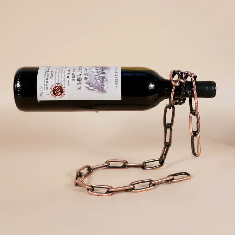 Stojak na wino z wiszącym łańcuchem