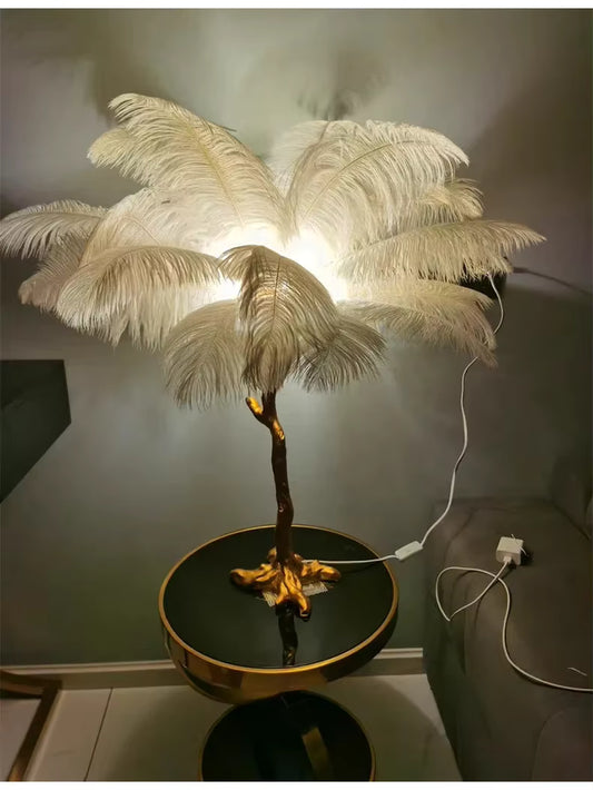 Luksusowa lampa stojąca piórkowa