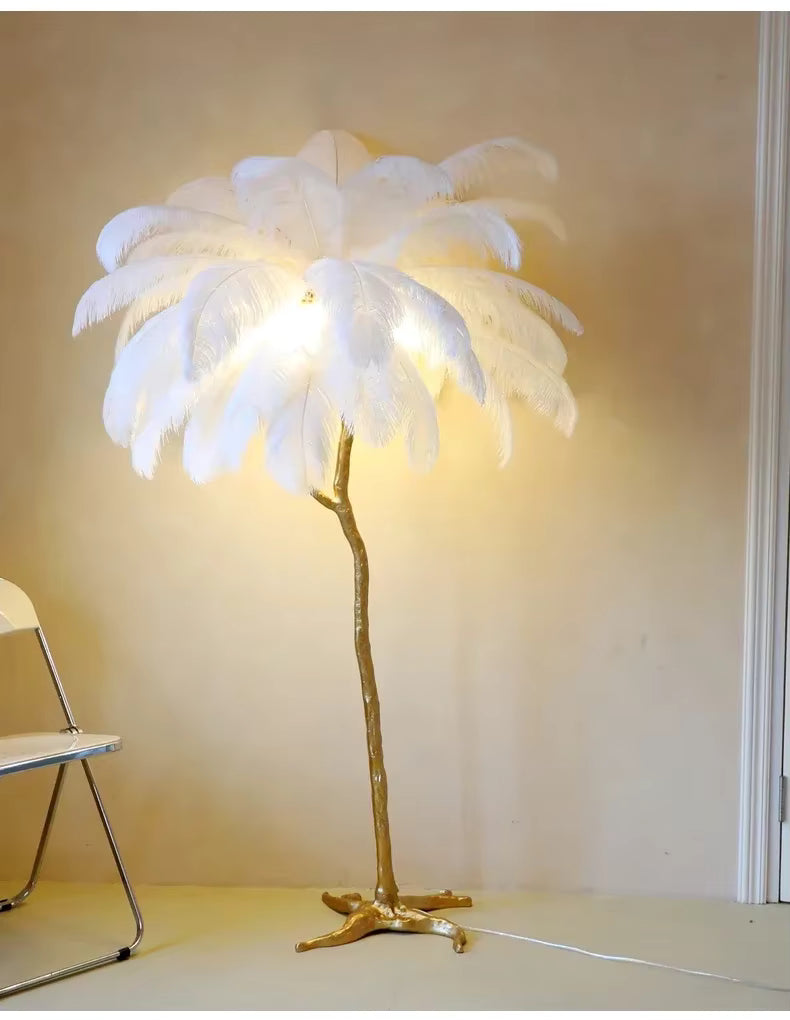 Luksusowa lampa stojąca piórkowa